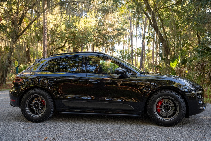 2015 Porsche Macan Turbo