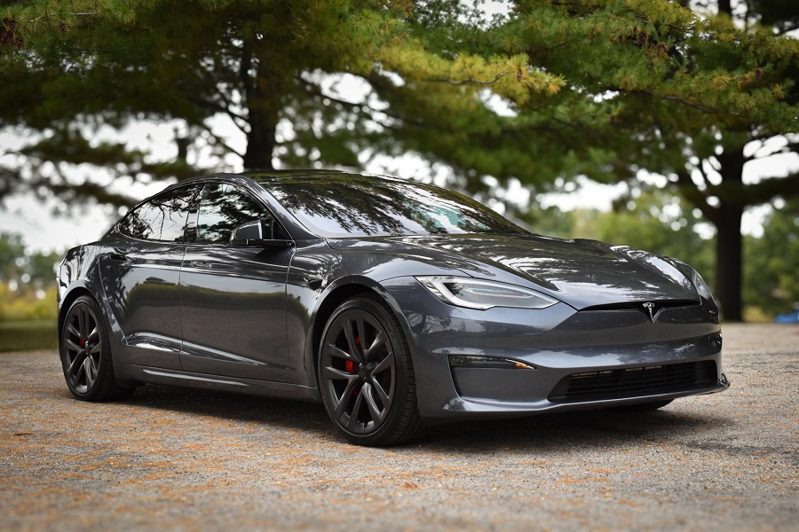 2021 Tesla Model S Plaid